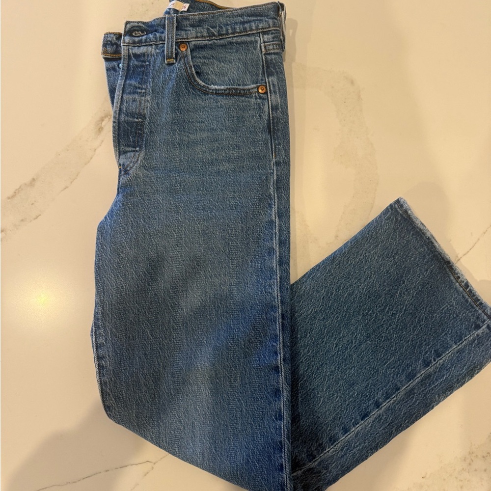 Levi's Ribcage Crop Boot Jeans